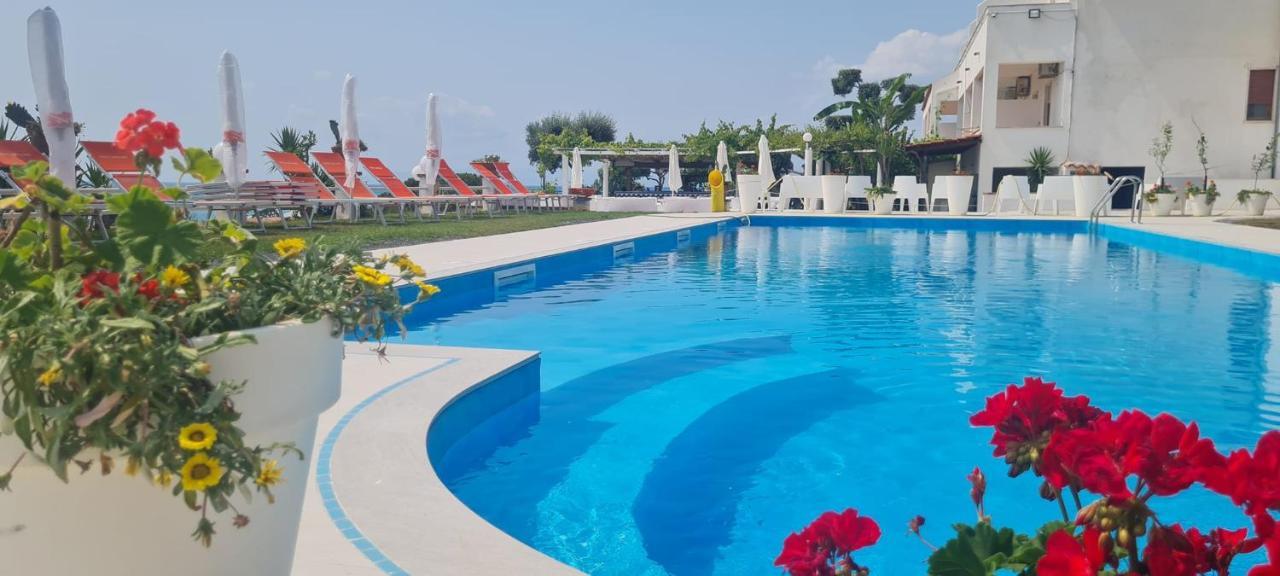 Hotel Cristina Diamante Luaran gambar